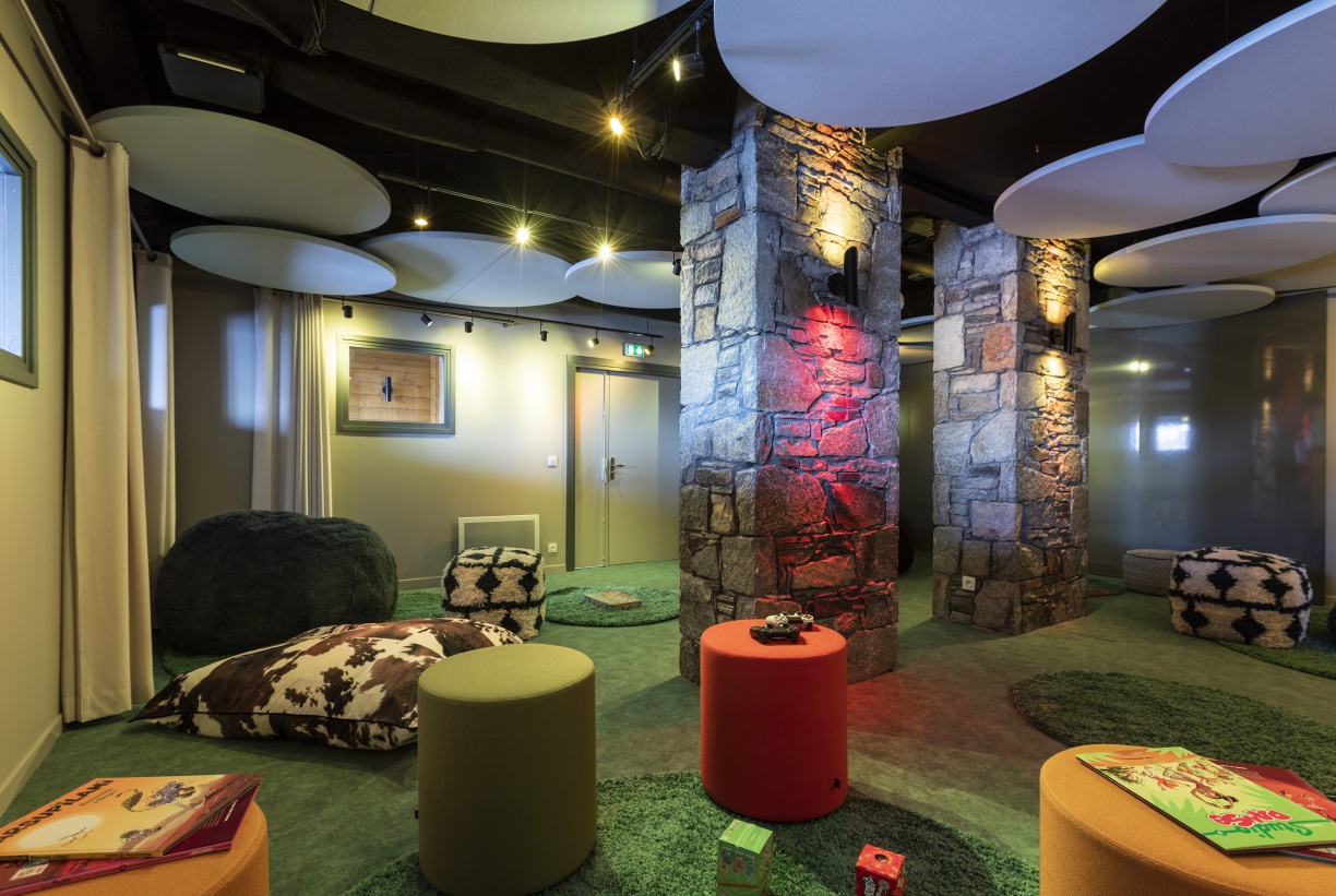 Hôtel Club mmv PLAGNE AIME 2000 Plagne 2000 Village Vacances 4* - 12