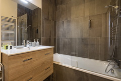 HAMEAU DE BARTHELEMY TYPO 11
