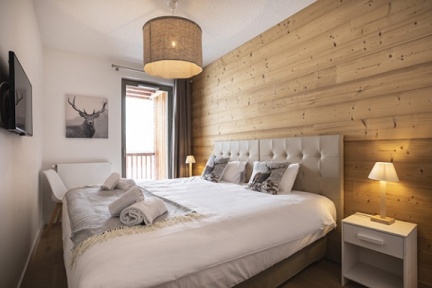 HAMEAU DE BARTHELEMY TYPO 12