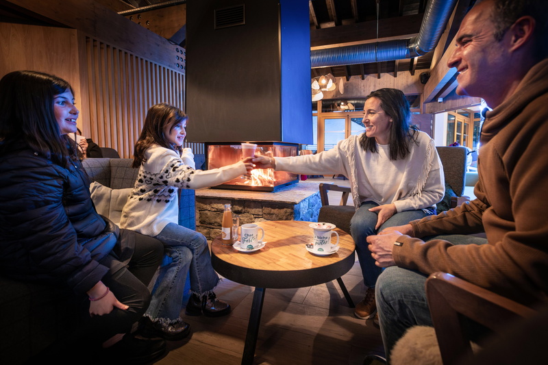 SALON LOUNGE 122-MMV LesClarines 2Alpes©ManuReyboz