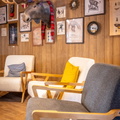 SALON LOUNGE