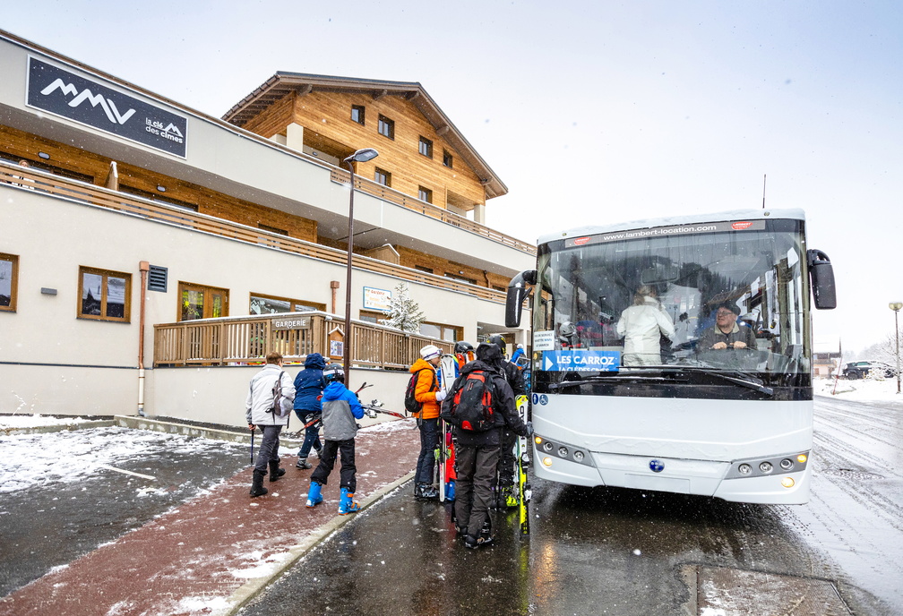 NAVETTE 135 MMV-Areches©M Reyboz 