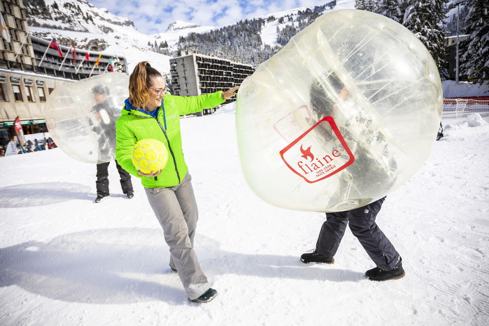 ACTIVITE BUBBLE FOOT 163 MMV-Flaine©M Reyboz logo copie
