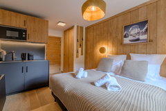 2P STUDIO A32 TERRESENS DNZ 1454-champagny-©AndrewClifforth