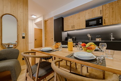 2P4-6 CABINE  A11 TERRESENS ETOILE-DE-LA-VANOISE-DNZ 1524-champagny-©AndrewClifforth