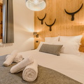 2P4-6 CABINE  A11 TERRESENS ETOILE-DE-LA-VANOISE-DNZ 1564-champagny-©AndrewClifforth