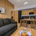 2P4-6 CABINE  A11 TERRESENS ETOILE-DE-LA-VANOISE-DNZ 1609-champagny-©AndrewClifforth