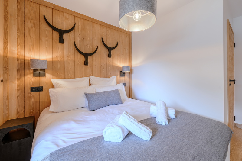 4P8 A82 TERRESENS ETOILE-DE-LA-VANOISE-DNZ 1135-champagny 4P8©AndrewClifforth-2