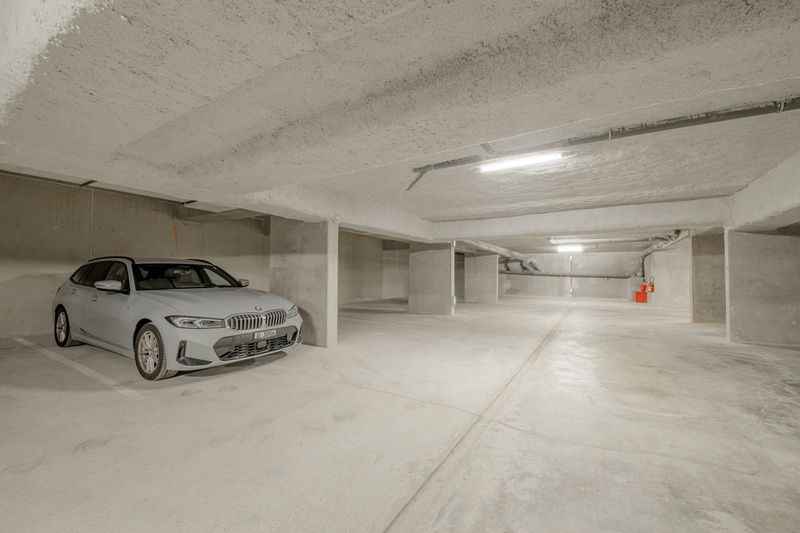 PARKING TERRESENS ETOILE-DE-LA-VANOISE-DNZ 1039-champagny-HDR©AndrewClifforth-2