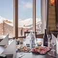MMV 43 MELEZES HE GL 2 RESTAURANT 2-20 H18 ©ManuReyboz