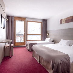 CHAMBRE 3 PERSONNES