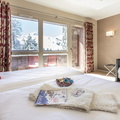 MMV 144 2-DOMAINES HE HE C3-BALCON 3-2 CH803 015-H23 ©ManuReyboz