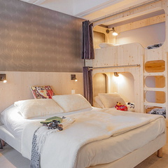 CHAMBRE 4 PERSONNES