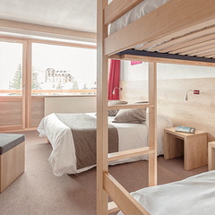 CHAMBRE 4 PERSONNES AVEC BALCON